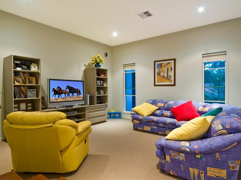 5 ELSA WILSON DR, Buderim QLD 4556