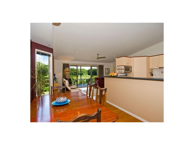 18 Paynter Park Dr, Woombye QLD 4559