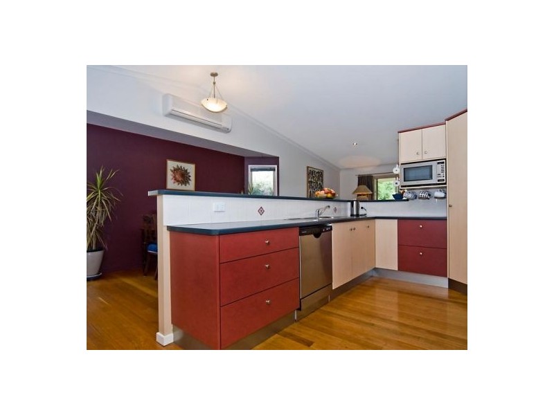 18 Paynter Park Dr, Woombye QLD 4559