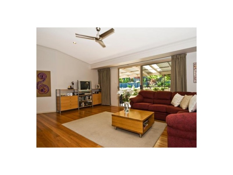 18 Paynter Park Dr, Woombye QLD 4559