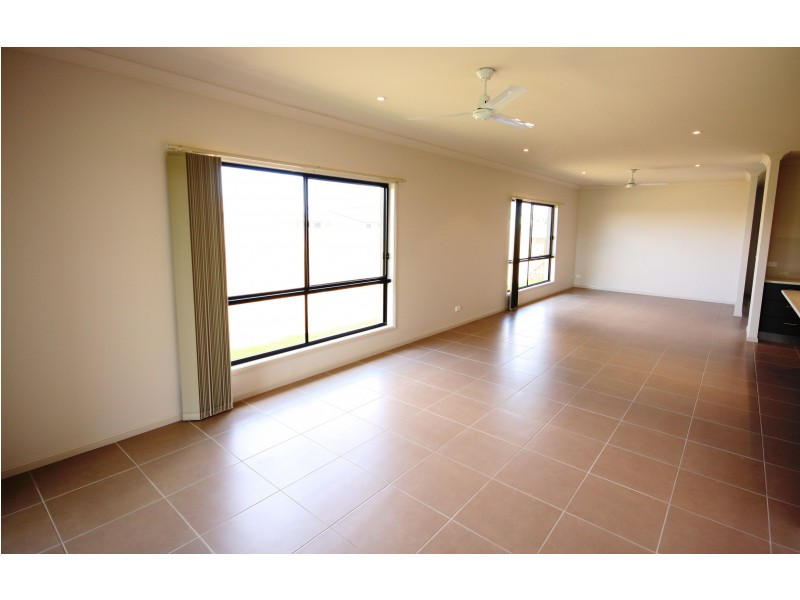 12 Ribbonwood St, Sippy Downs QLD 4556