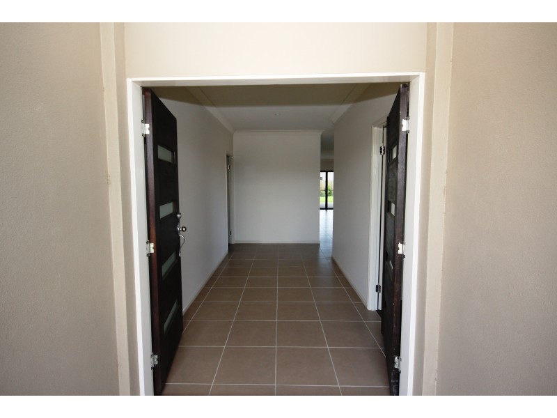 12 Ribbonwood St, Sippy Downs QLD 4556