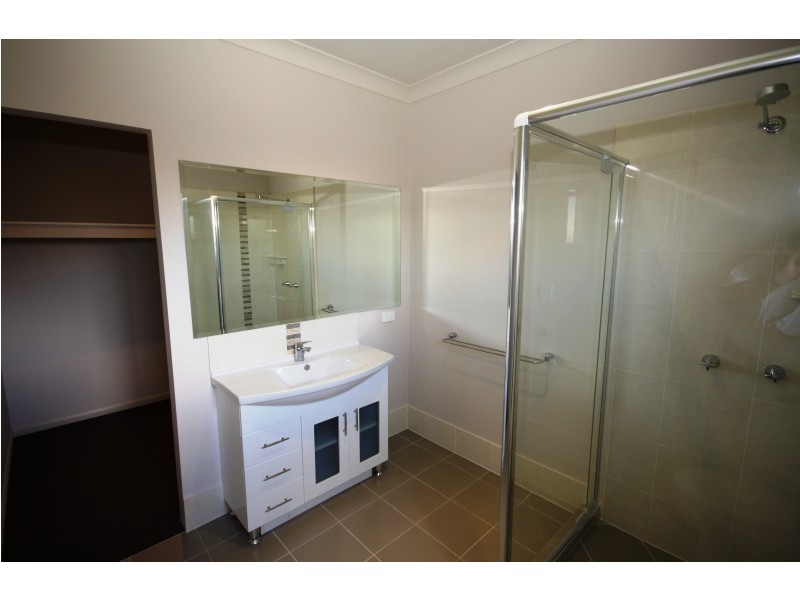 12 Ribbonwood St, Sippy Downs QLD 4556