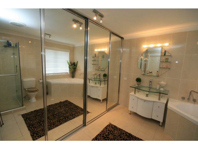 47b Albany, Sippy Downs QLD 4556