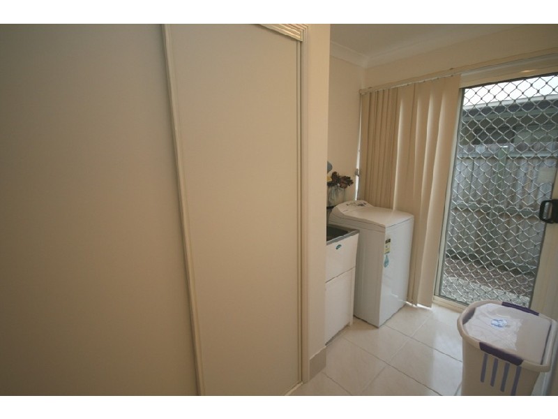 5 Crawford St, Sippy Downs QLD 4556