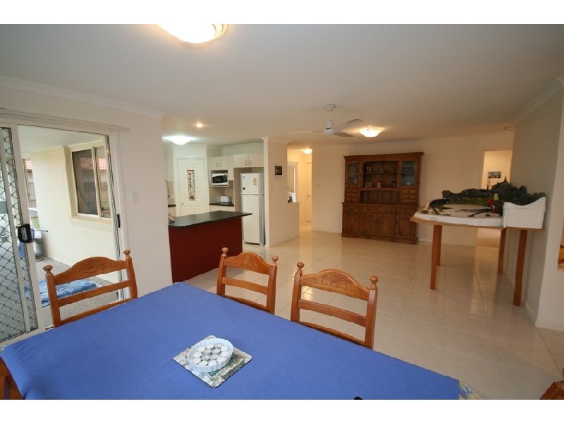 5 Crawford St, Sippy Downs QLD 4556