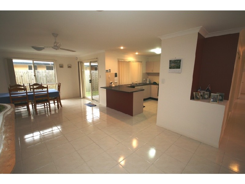 5 Crawford St, Sippy Downs QLD 4556