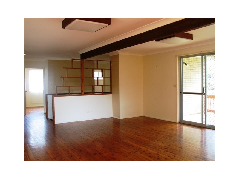 4 Jeffreys Ct, Caloundra QLD 4551