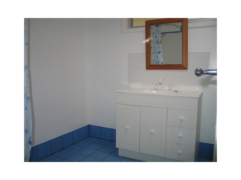 4 Jeffreys Ct, Caloundra QLD 4551