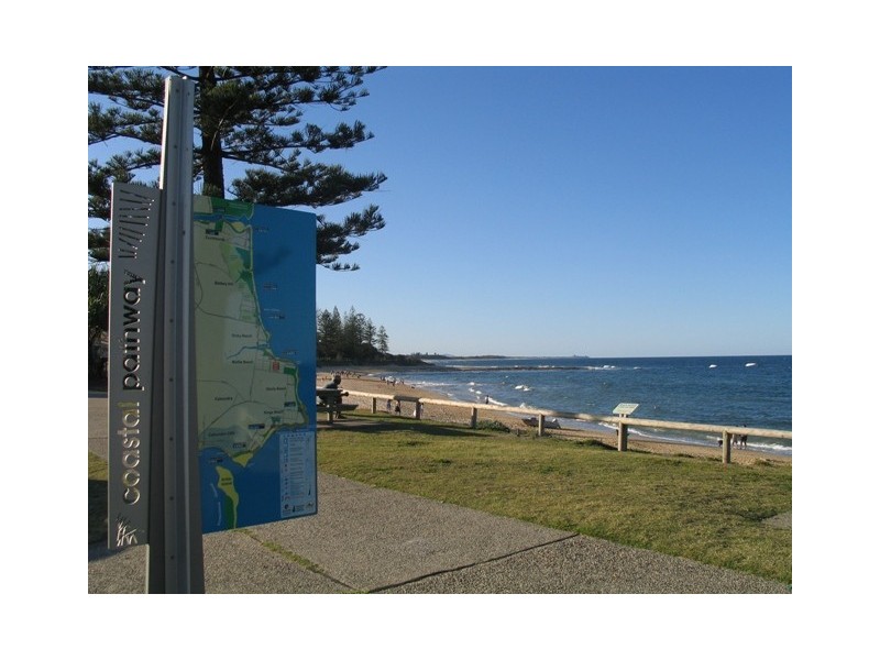 4 Jeffreys Ct, Caloundra QLD 4551