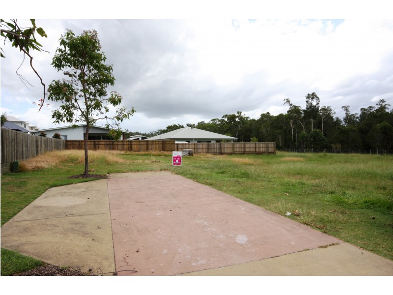 1 Bolwarra Pl, Meridan Plains QLD 4551