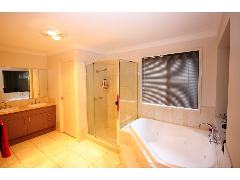 23 Figbird Cr, Buderim QLD 4556