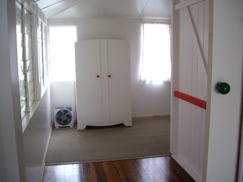 24 FAIRMEADOW RD, Nambour QLD 4560