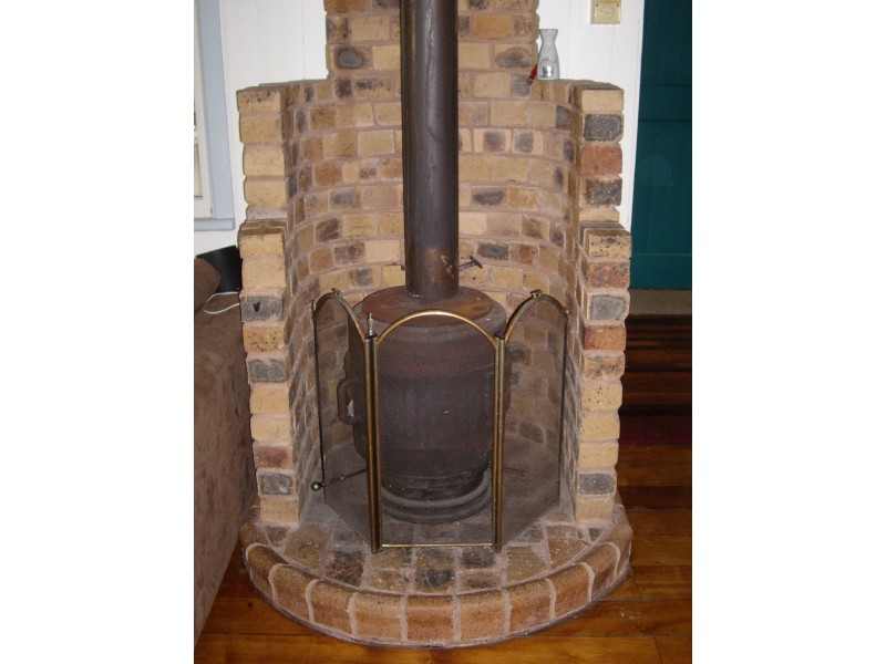 24 FAIRMEADOW RD, Nambour QLD 4560