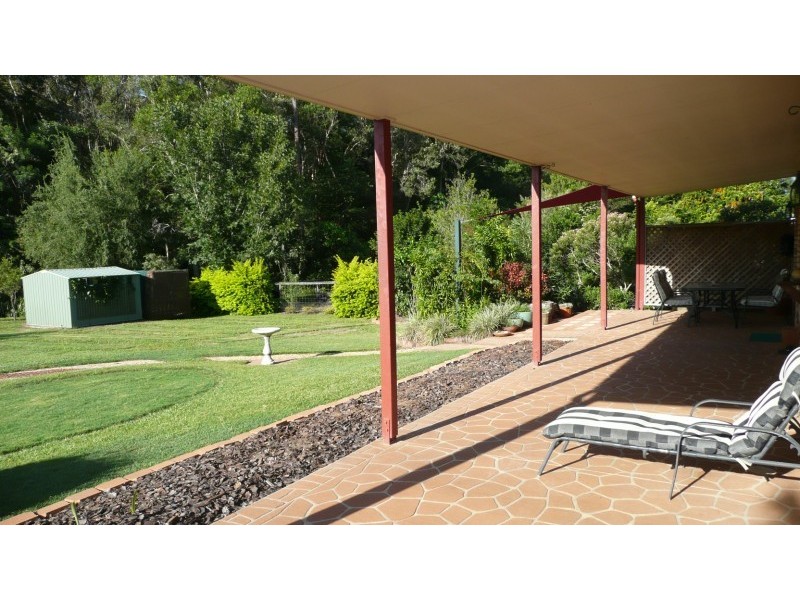 3 Hillside Rd, Glass House Mountains QLD 4518