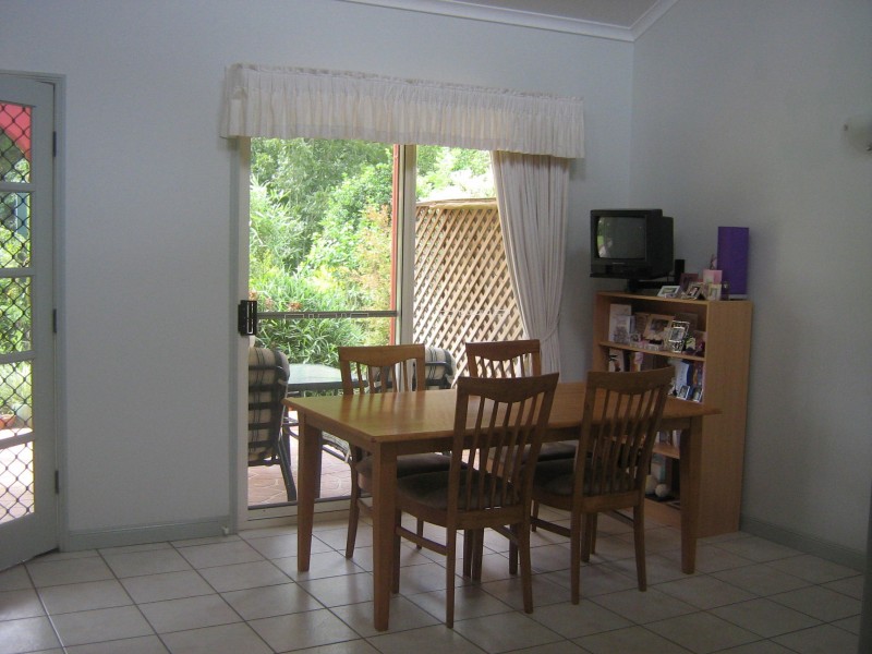 3 Hillside Rd, Glass House Mountains QLD 4518