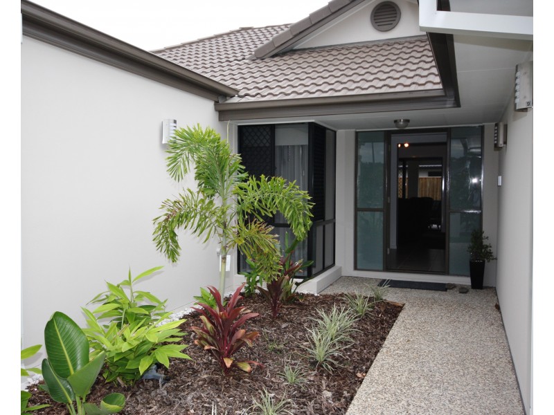 4  Cedarfield Cr, Sippy Downs QLD 4556