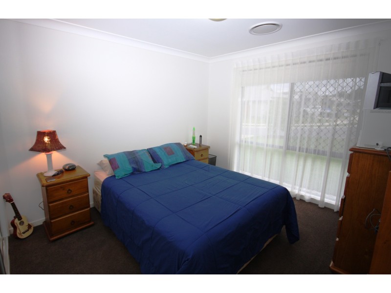 4  Cedarfield Cr, Sippy Downs QLD 4556