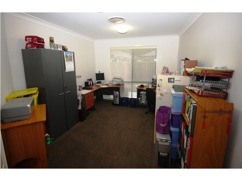 4  Cedarfield Cr, Sippy Downs QLD 4556