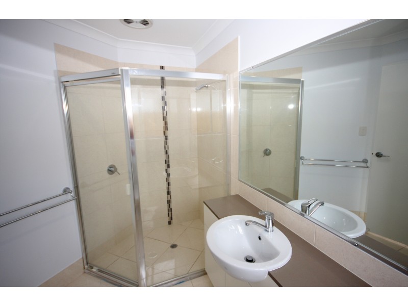 14 Cedarfield Cr, Sippy Downs QLD 4556