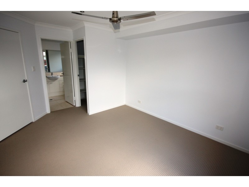 14 Cedarfield Cr, Sippy Downs QLD 4556