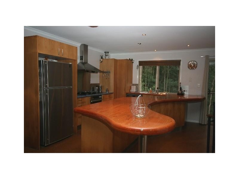 1 Gumleaf Cl, Doonan QLD 4562