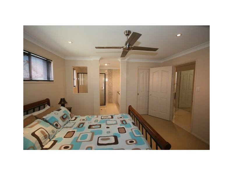 8 FAIRWAY PDE, Peregian Springs QLD 4573