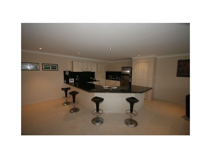 8 FAIRWAY PDE, Peregian Springs QLD 4573