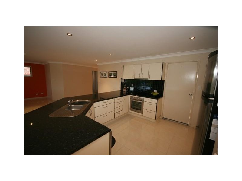 8 FAIRWAY PDE, Peregian Springs QLD 4573
