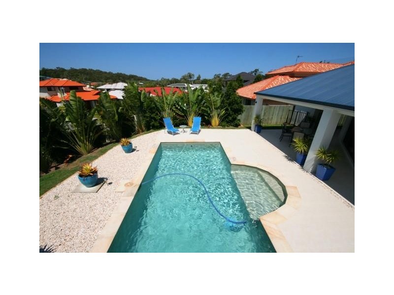 8 FAIRWAY PDE, Peregian Springs QLD 4573