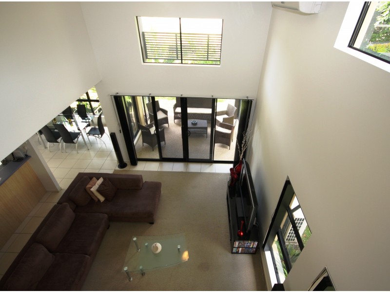 15/2 Lakehead Dr, Sippy Downs QLD 4556