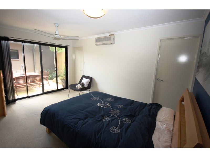 15/2 Lakehead Dr, Sippy Downs QLD 4556