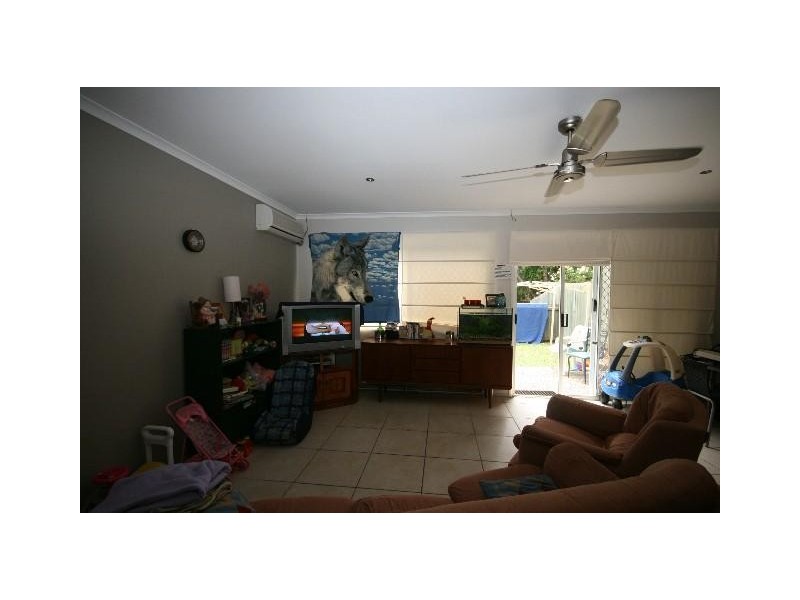 2/86-88 Yandina-Coolum Rd, Coolum Beach QLD 4573