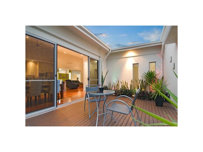 4 Flitcroft Place, Pelican Waters QLD 4551