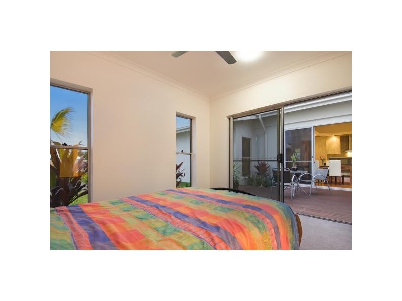 4 Flitcroft Place, Pelican Waters QLD 4551