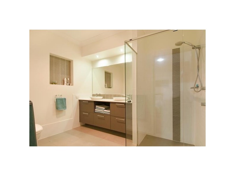 4 Flitcroft Place, Pelican Waters QLD 4551