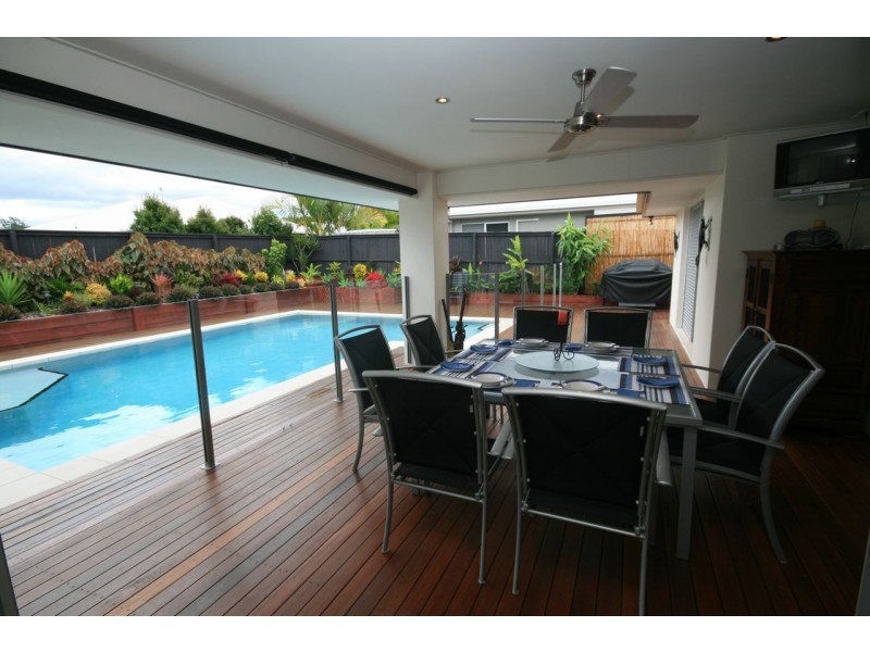 13 Springbrook Grove, Buderim QLD 4556