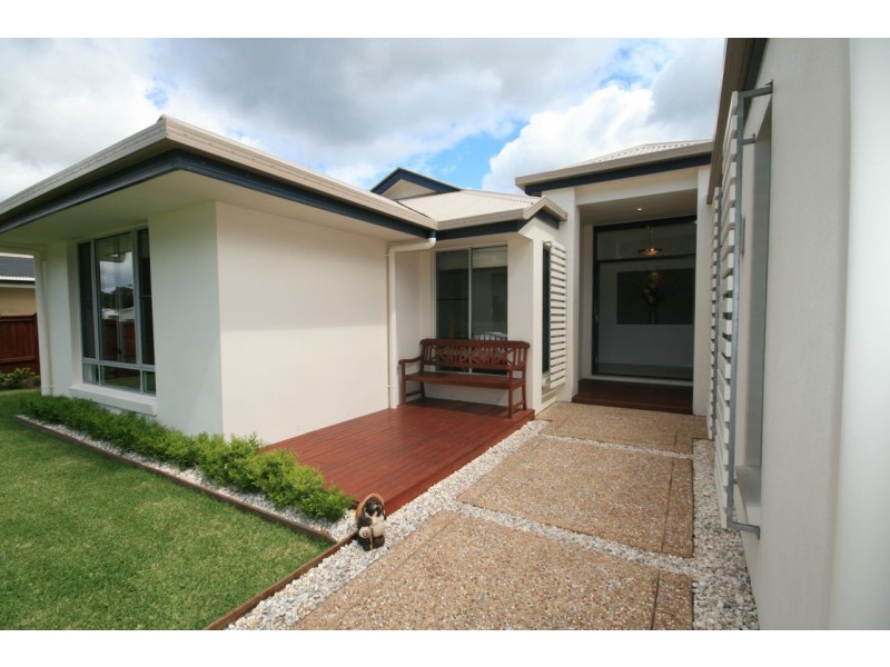 13 Springbrook Grove, Buderim QLD 4556