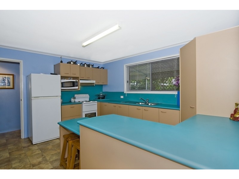 8 Girraween Street, Warana QLD 4575