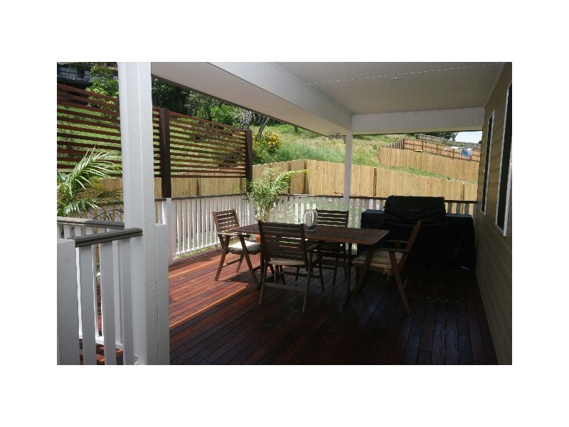 8 Wandaa Ct, Coolum Beach QLD 4573