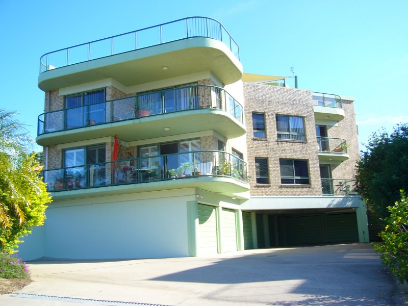 Unit 2 25,  Buderim Avenue, Mooloolaba QLD 4557