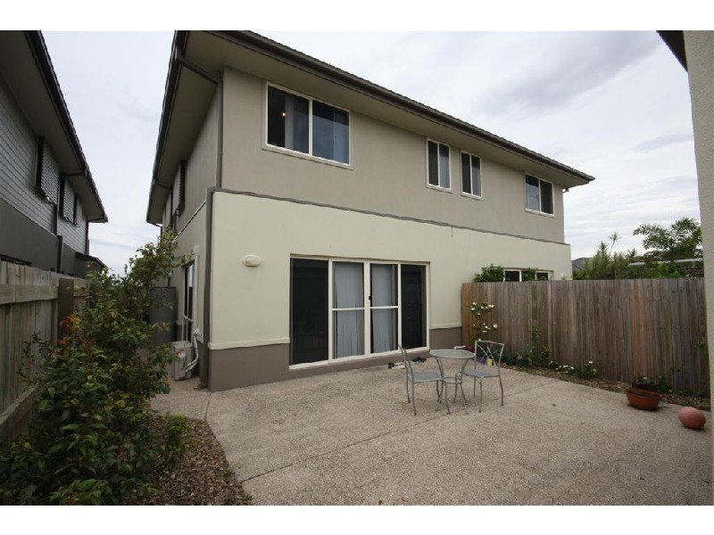 5 Eaton Street, Sippy Downs QLD 4556