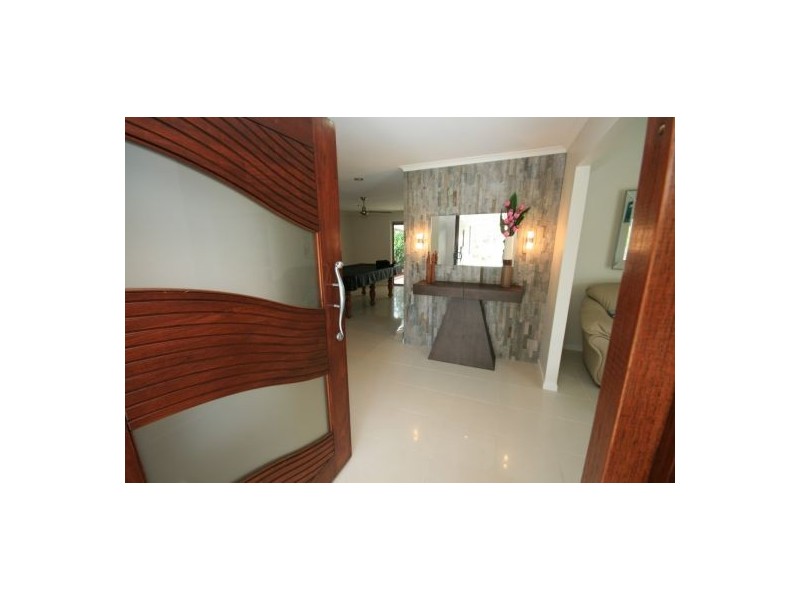 184 Oceanic Drive, Warana QLD 4575