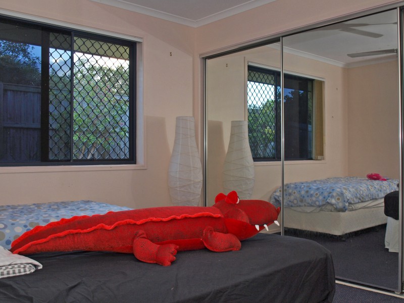 14 MALTA PLACE, Kawana Island QLD 4575