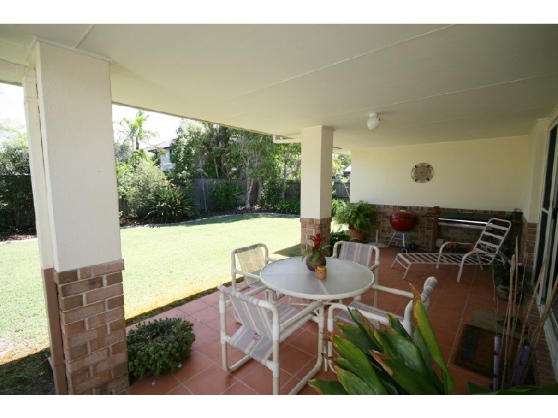 4 Glenwood Place, Twin Waters QLD 4564