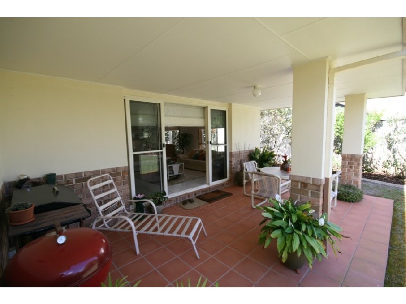 4 Glenwood Place, Twin Waters QLD 4564