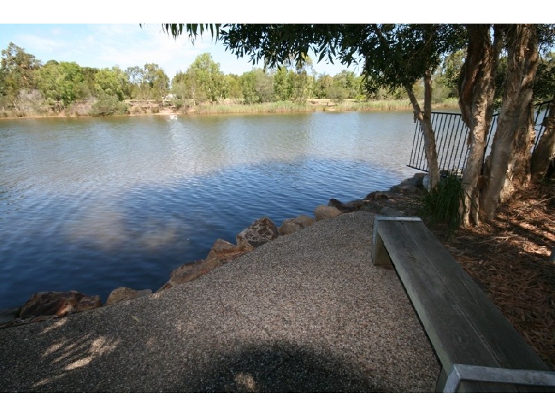 4 Glenwood Place, Twin Waters QLD 4564