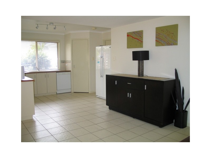 2 Boston Ct, Sippy Downs QLD 4556