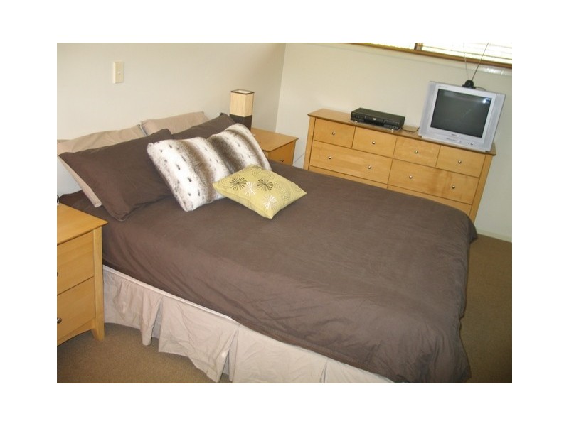 2 Boston Ct, Sippy Downs QLD 4556