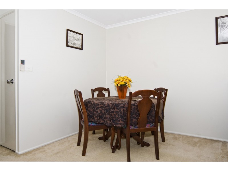 Unit 9, 38 Milbong Street, Battery Hill QLD 4551